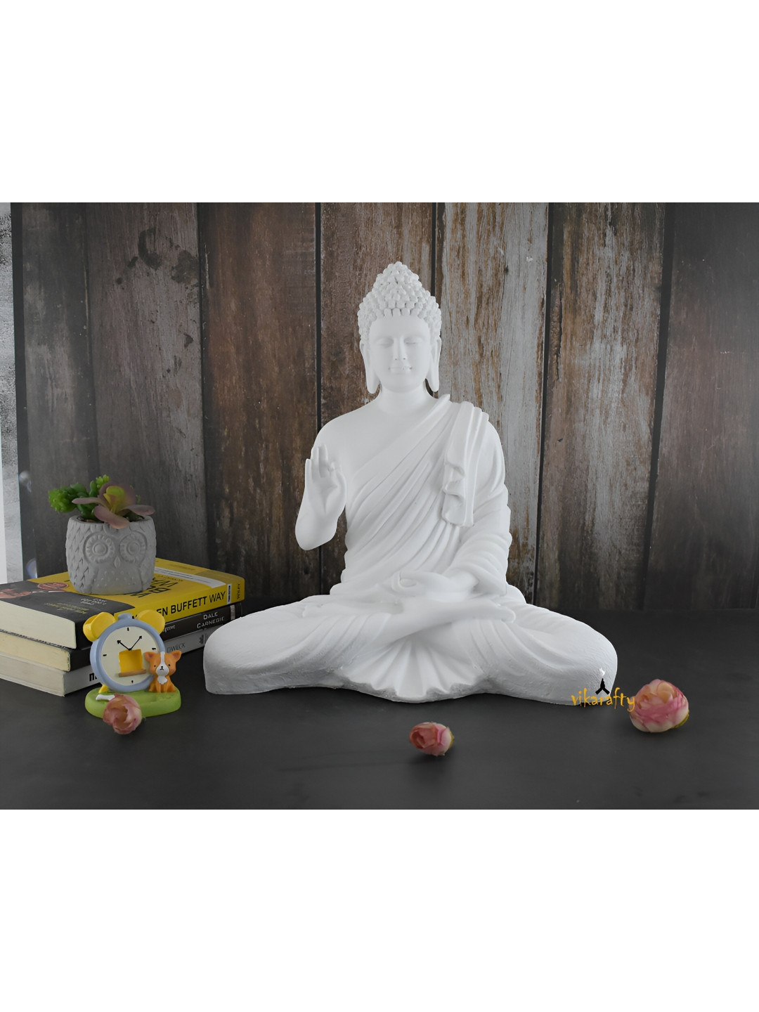 

Vikarafty White Idol Showpiece