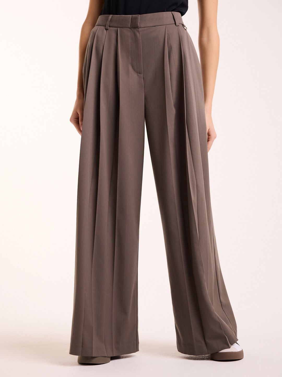 

NEXT Women Wide Leg Pleated Trousers, Taupe