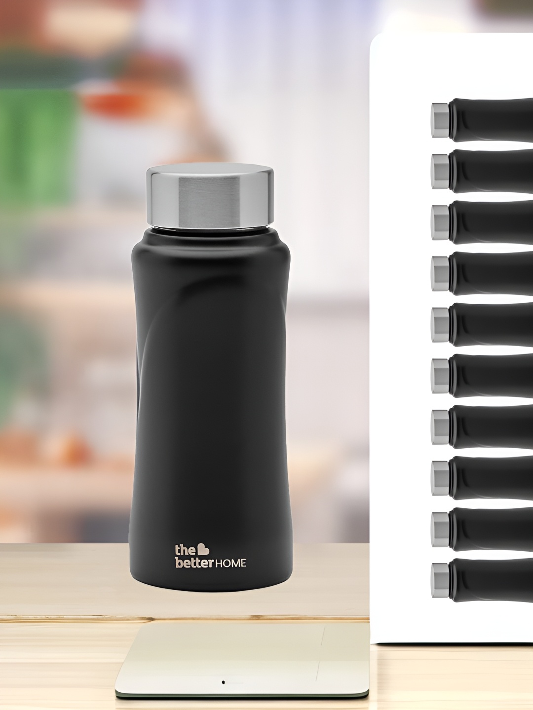 

The Better Home Black 10 Pieces Stainless Steel Water Bottle 500 ml
