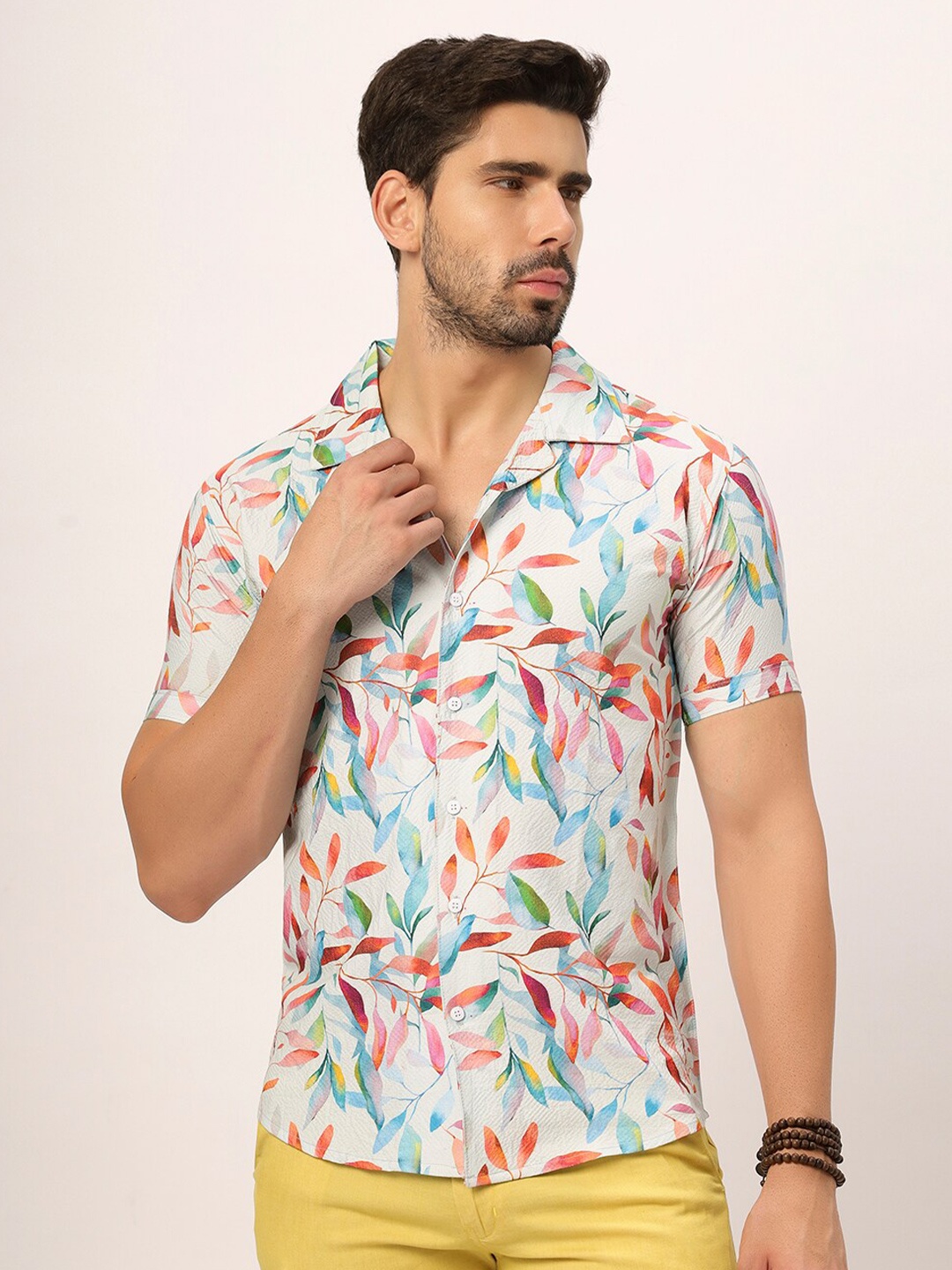 

N AND J Men Relaxed Opaque Printed Casual Shirt, Orange