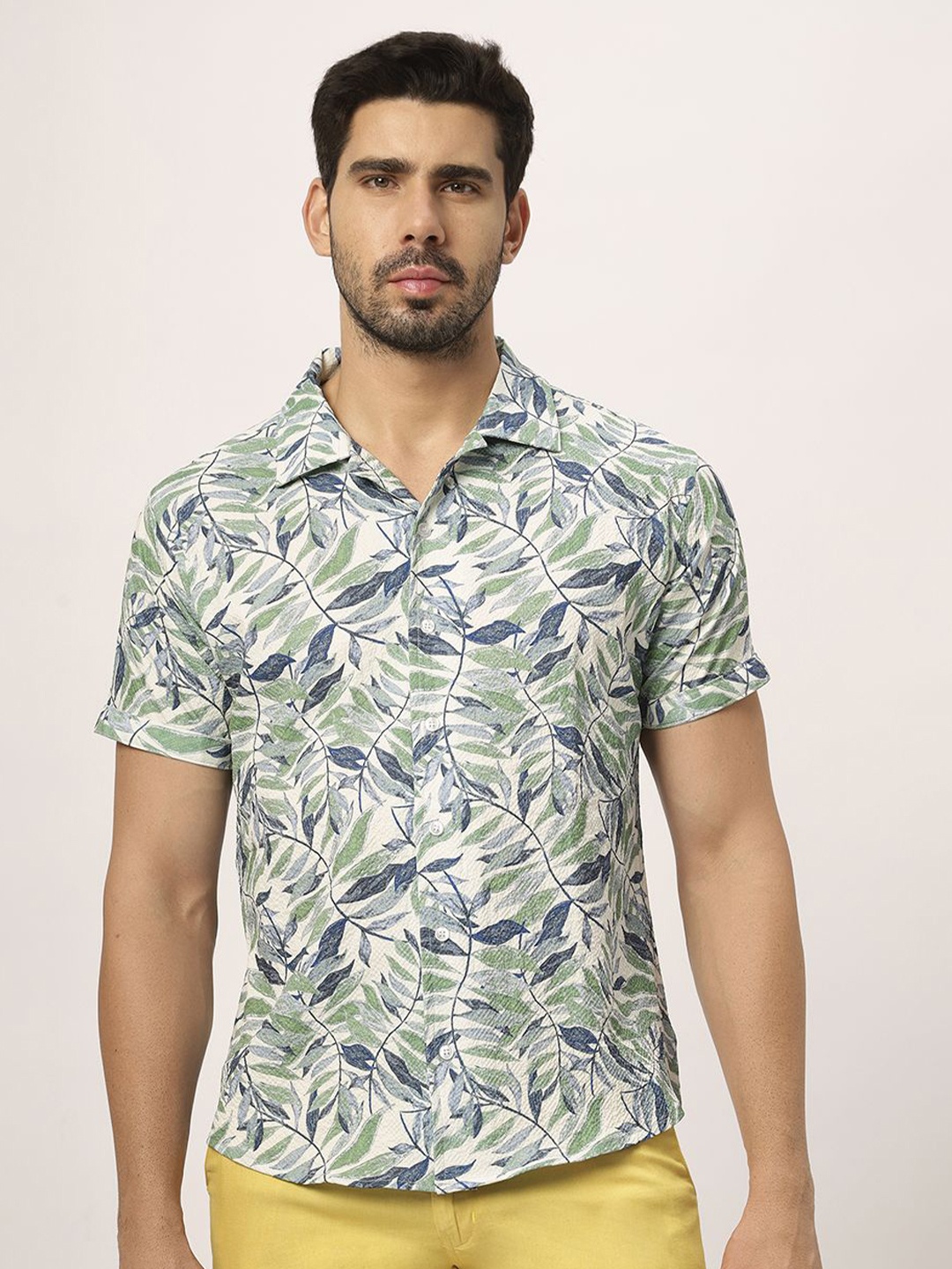 N AND J Men Relaxed Floral Opaque Printed Casual Shirt, Green