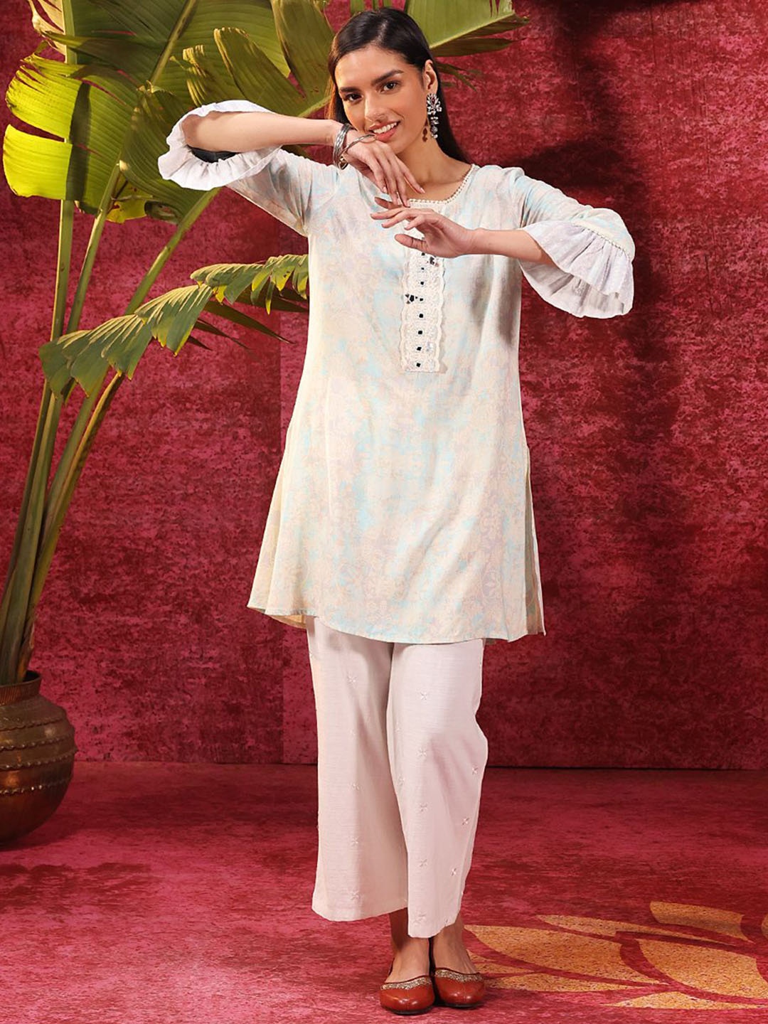 Lakshita Women Floral Floral Kurta, Blue
