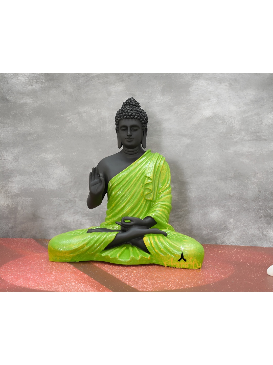Vikarafty Green Idol Showpiece