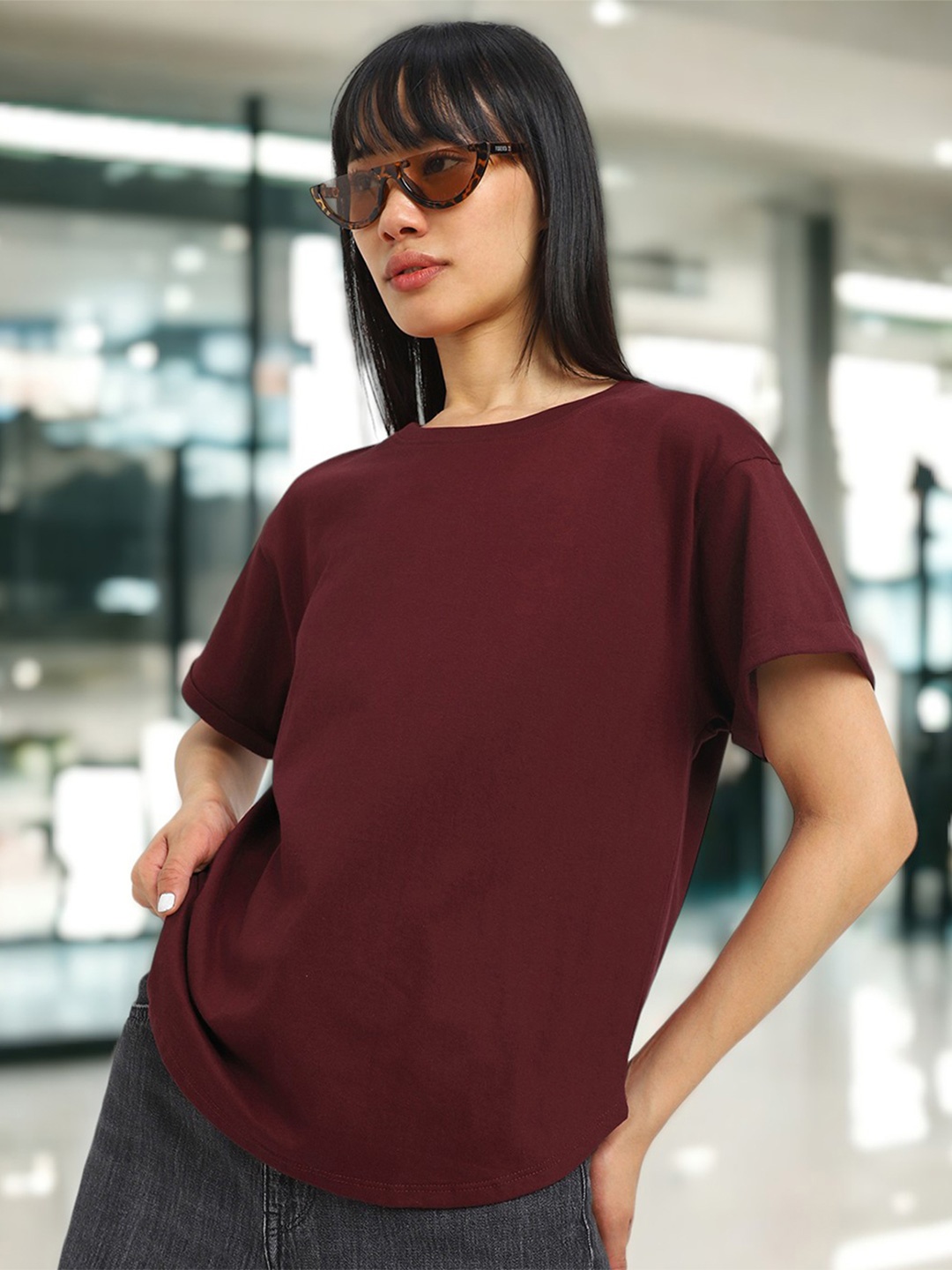 

JUNEBERRY Women Drop-Shoulder Sleeves Pure Cotton Pockets Oversized Tshirt, Maroon