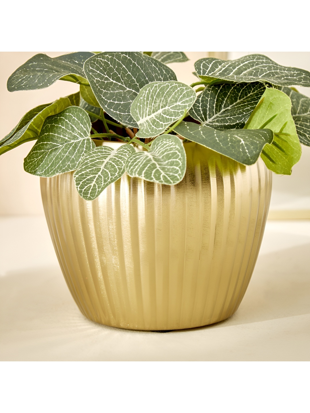

Home Centre Metal Planter With Holder, Gold