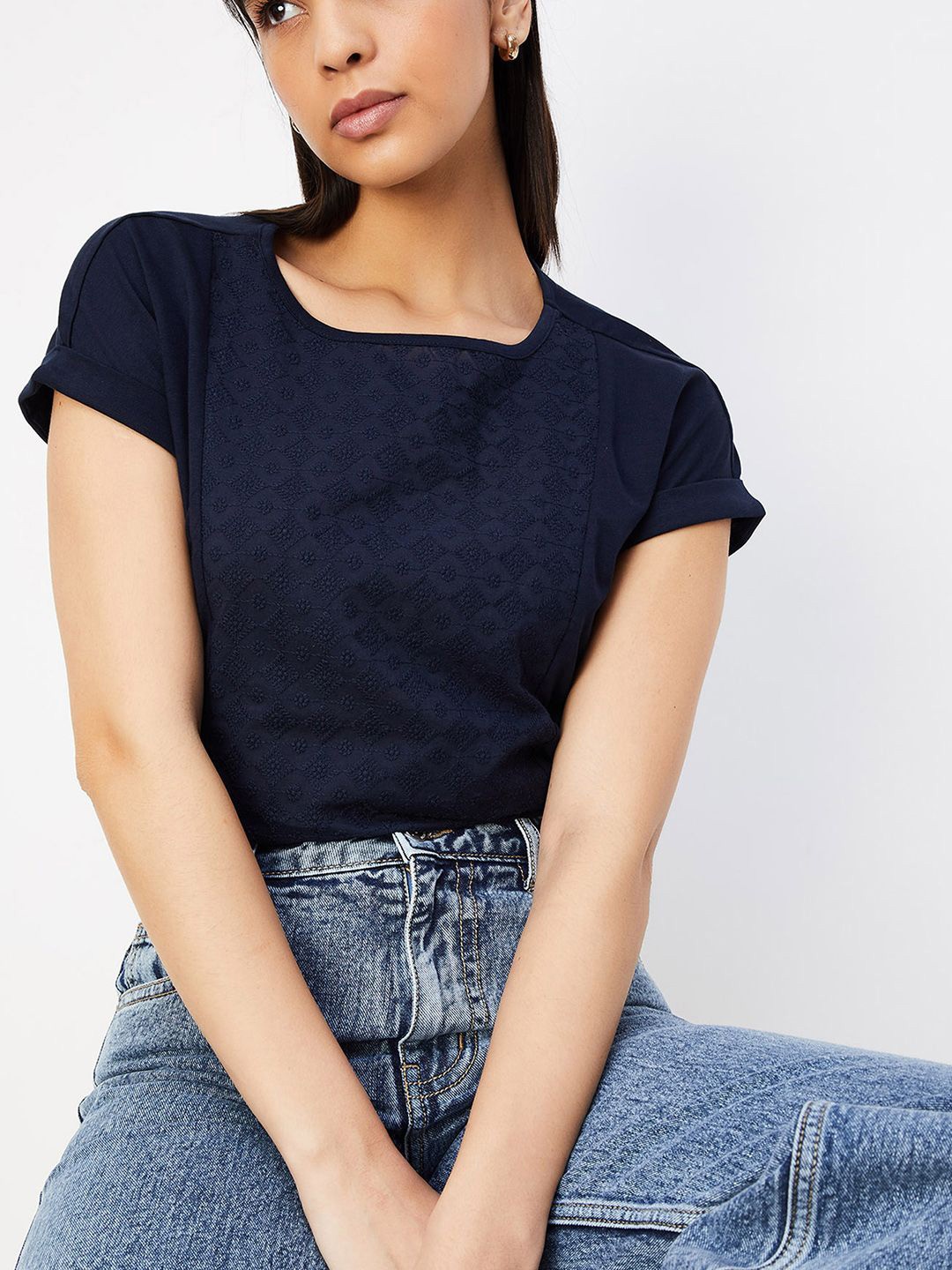 

max Women Pockets T-shirt, Blue