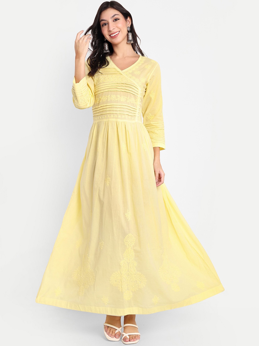 

Indiankala4u Women Cold-Shoulder Sleeves Thread Work Anarkali Kurta, Yellow