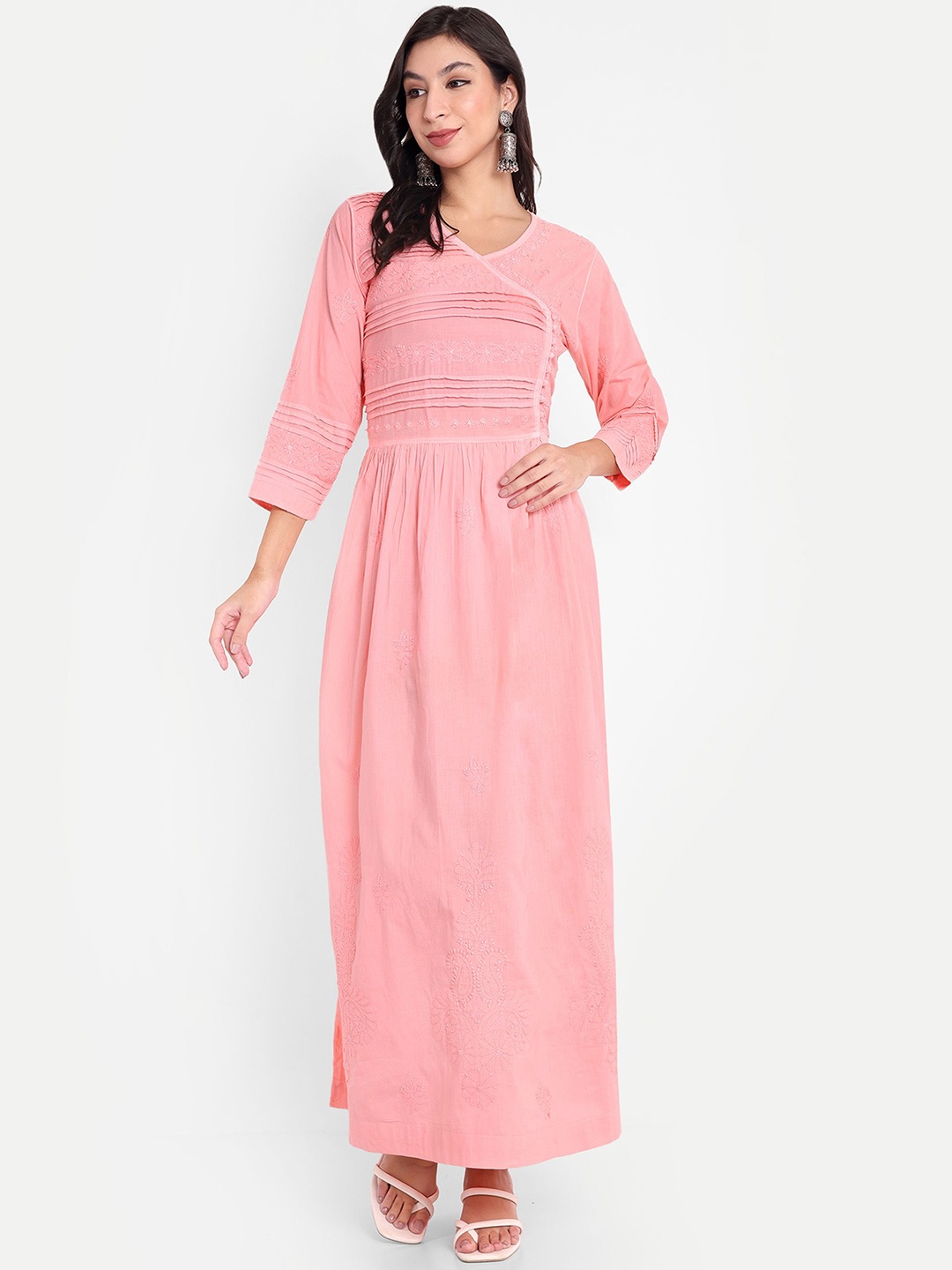 

Indiankala4u Women Chevron Sequinned Anarkali Kurta, Peach