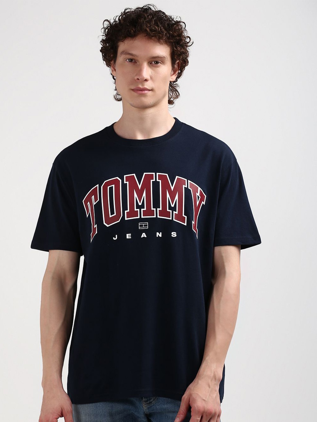 Tommy Hilfiger Men Typography Printed Raw Edge T-shirt, Navy blue