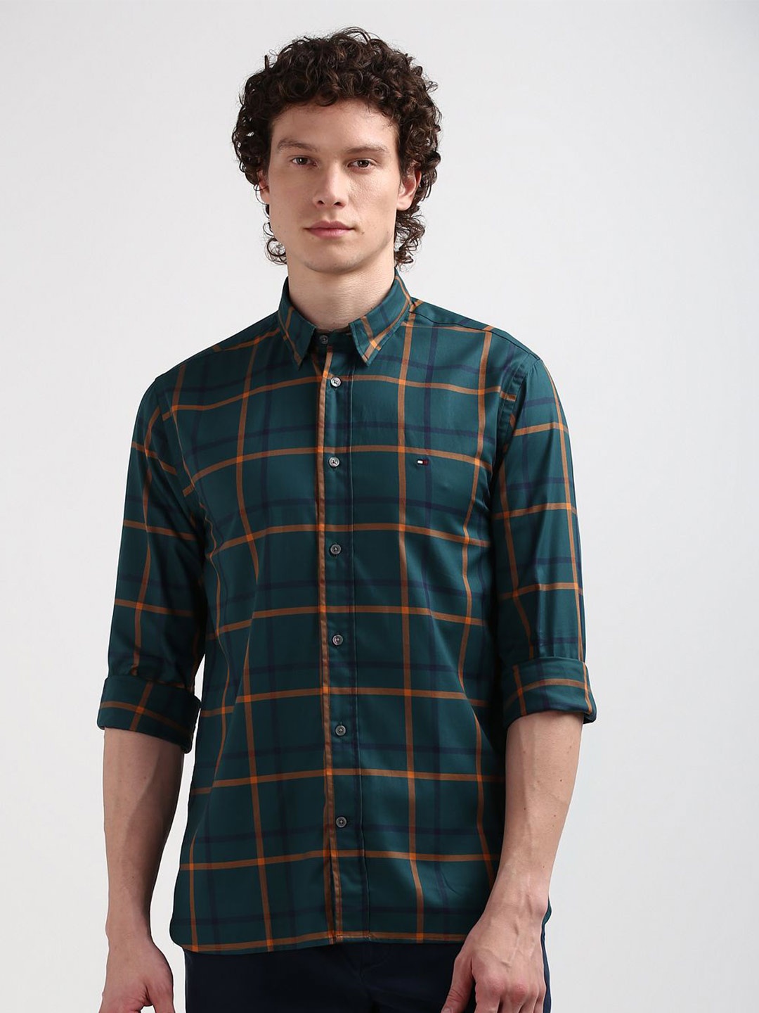 

Tommy Hilfiger Men Tartan Checks Opaque Checked Casual Shirt, Green