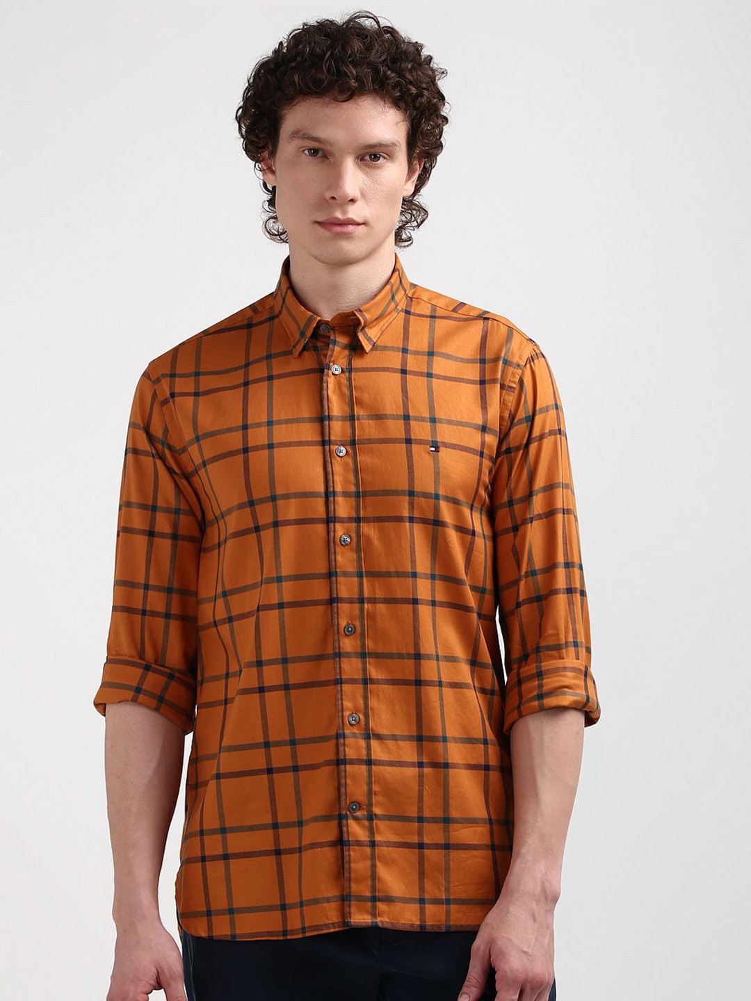 

Tommy Hilfiger Men Tartan Checks Opaque Checked Casual Shirt, Brown