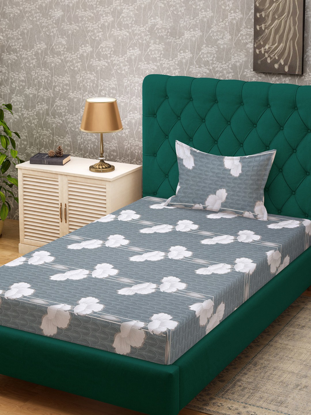 

KLOTTHE Grey & White Floral Printed Pure Cotton 400 TC Single Bedsheet With Pillow Cover