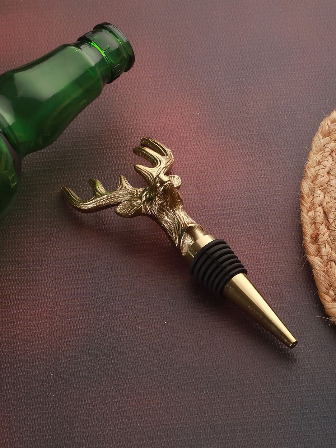 

Troveas Horse Textured Bottle Stopper, Gold