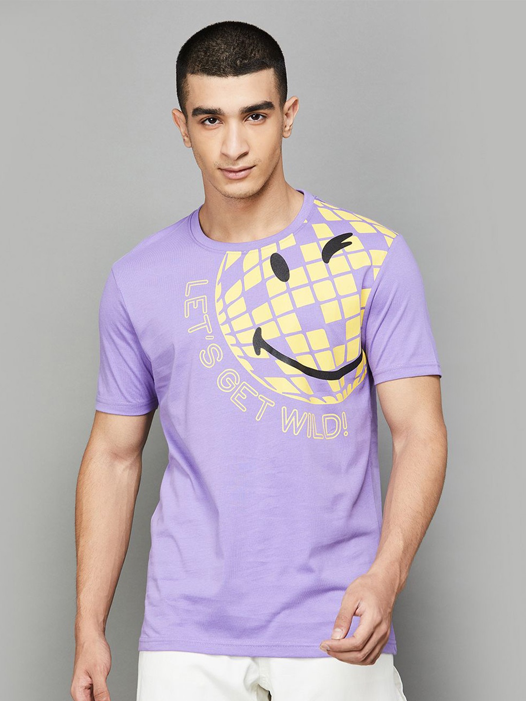 SmileyWorld Men Printed Raw Edge T-shirt, Purple