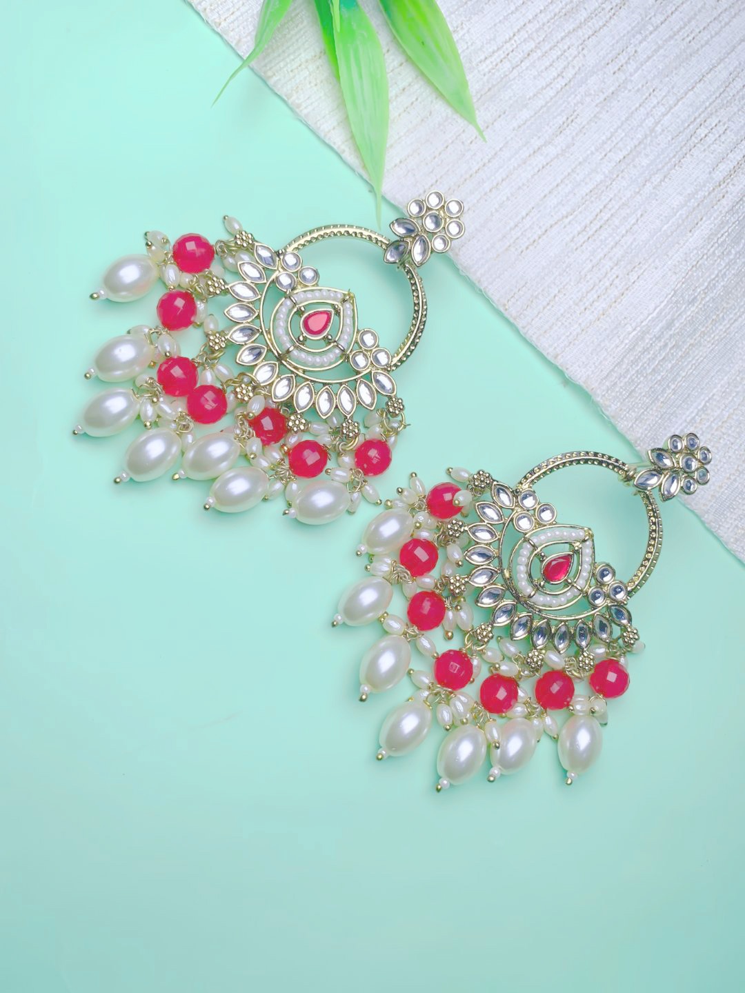 

I Jewels Kundan & Pearls Gold Plated Chandbalis