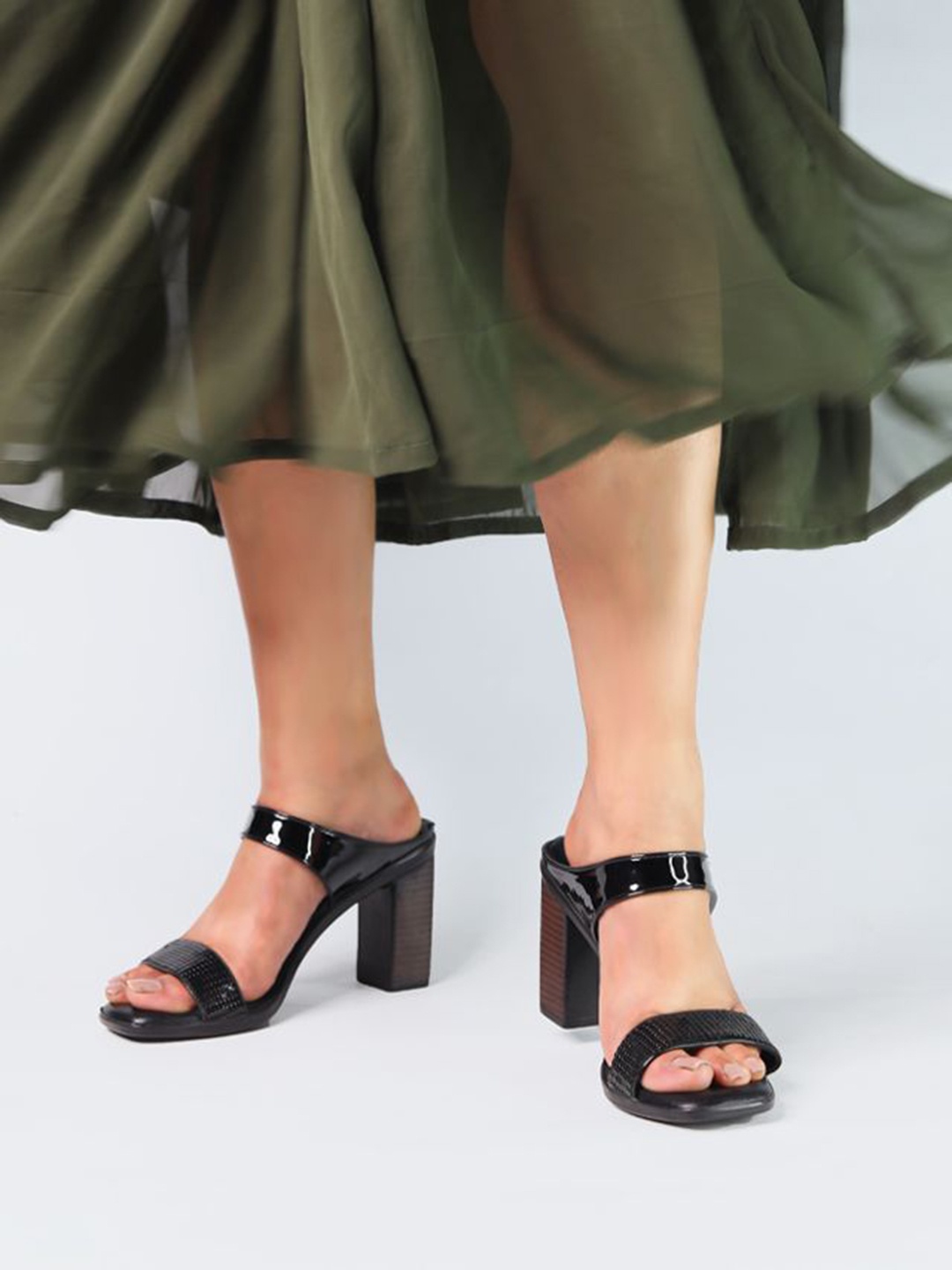 

Monrow PU Block Sandals, Black