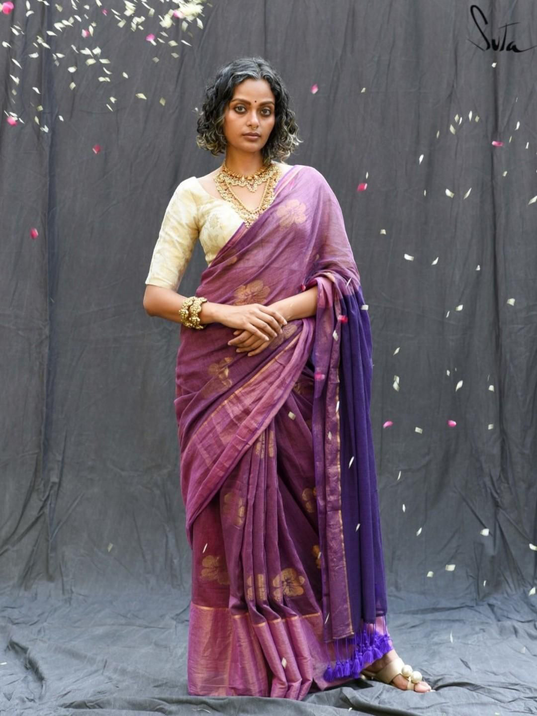 

Suta Woven Design Zari Pure Cotton Saree, Purple