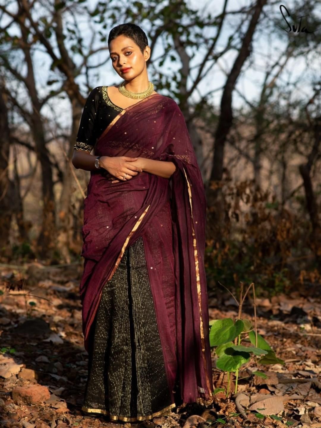 

Suta Striped Zari Pure Cotton Saree, Maroon