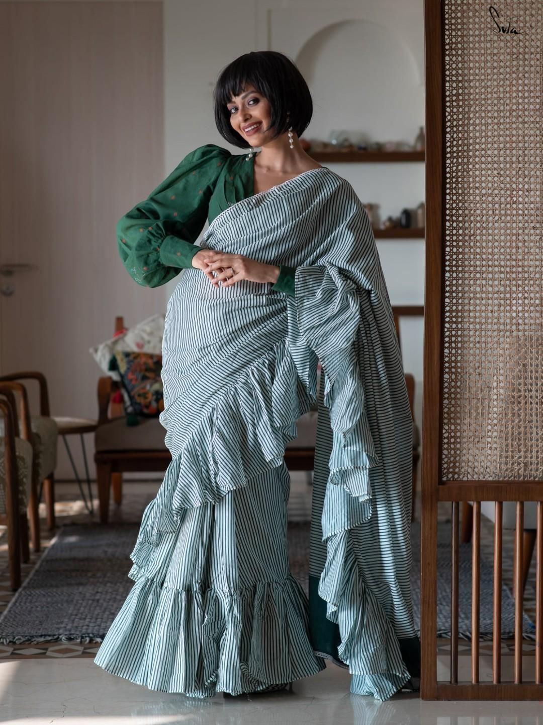 

Suta Striped Pure Cotton Saree, Green