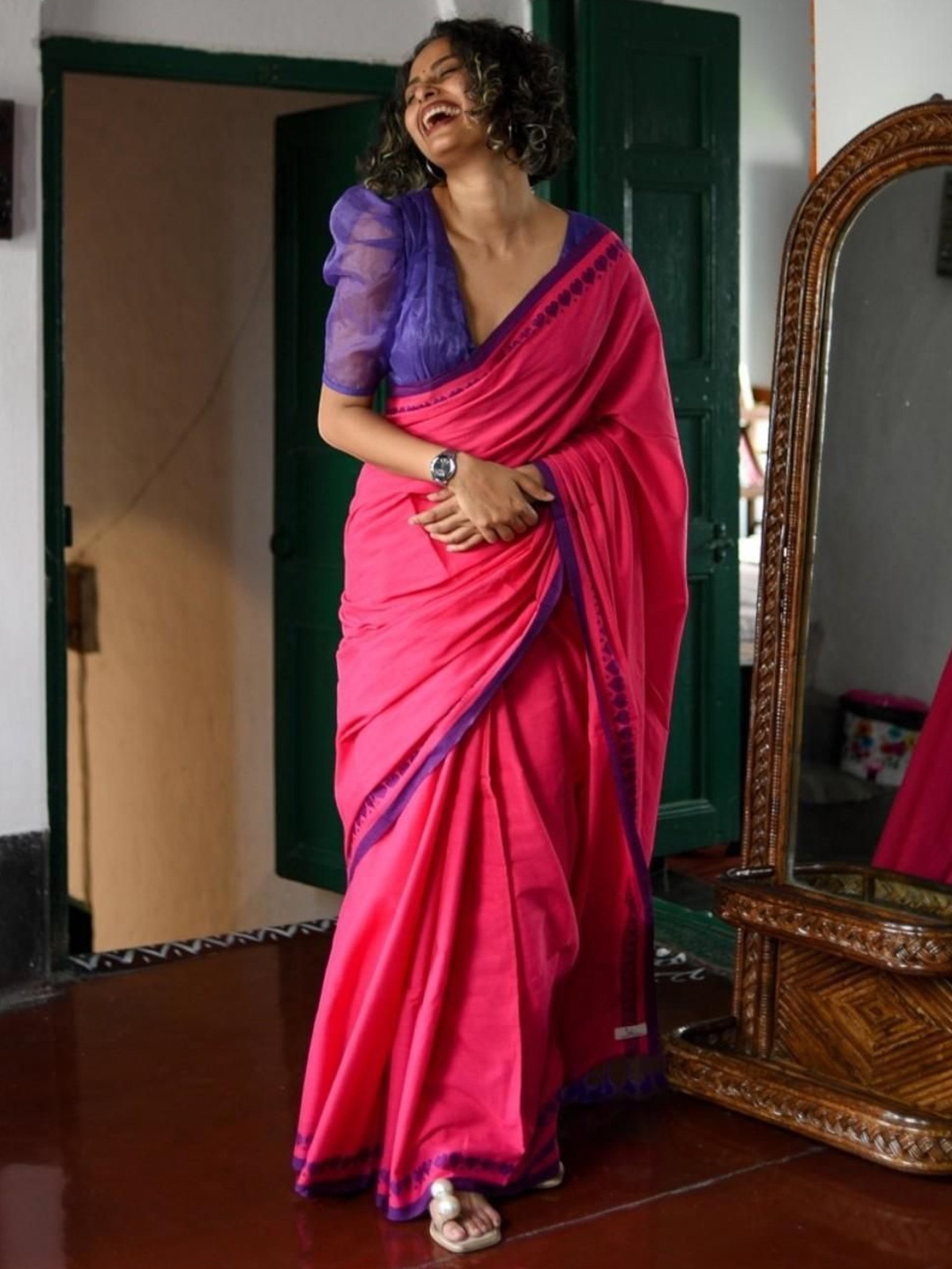 

Suta Saree, Pink