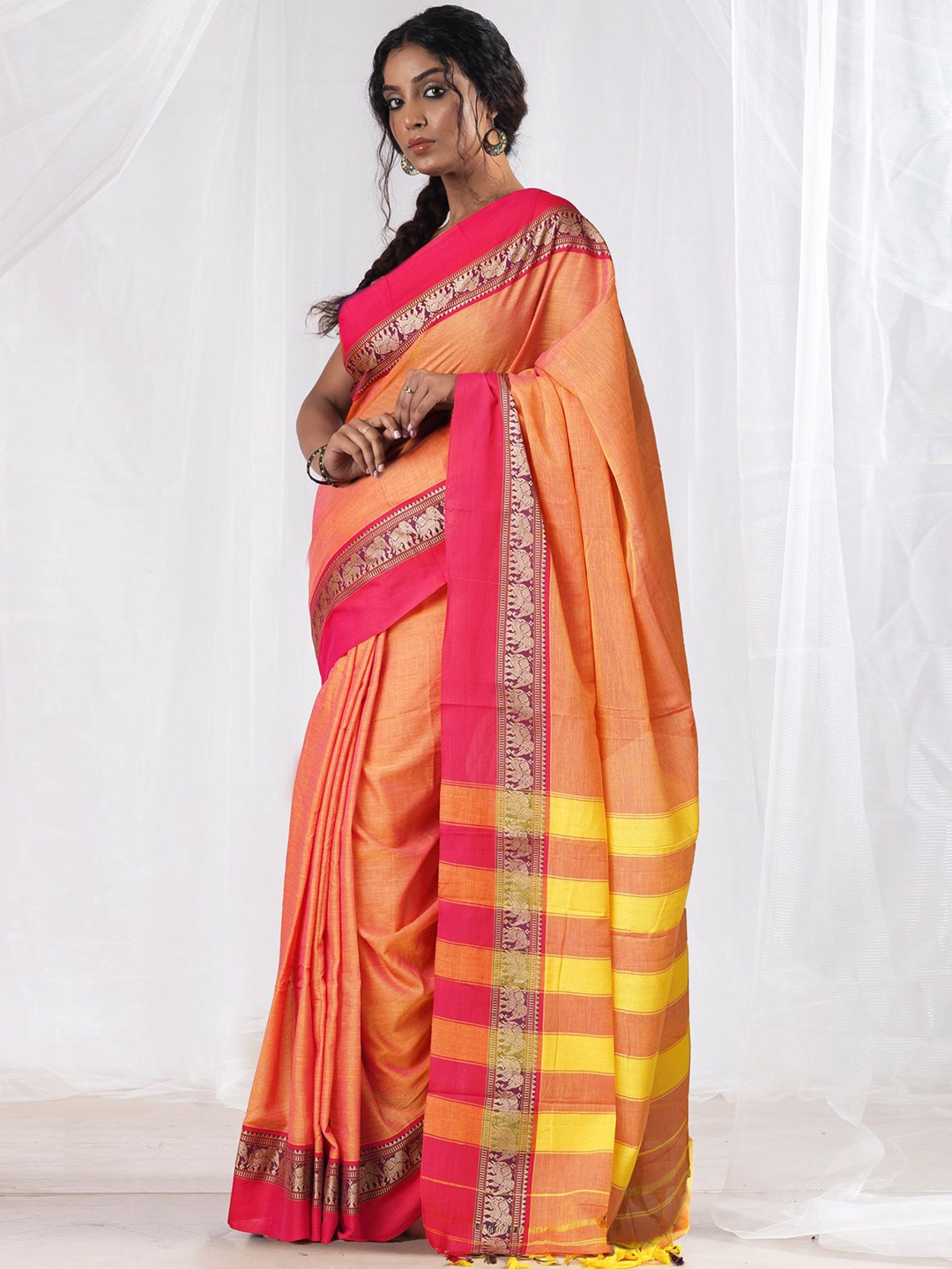 

Unnati Silks Woven Design Pure Cotton Handloom Narayan Peth Saree, Orange