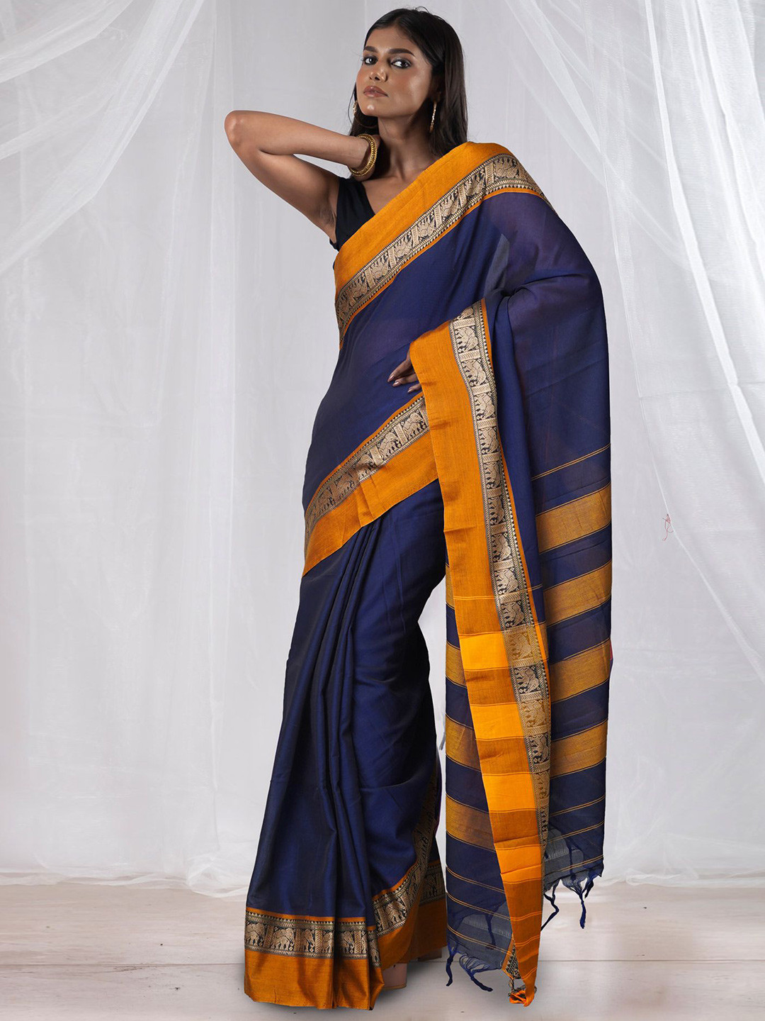

Unnati Silks Pure Cotton Handloom Narayan Peth Saree, Navy blue