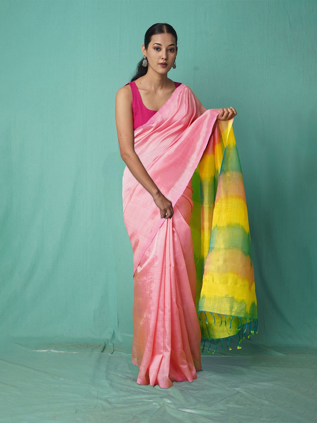 

Unnati Silks Pure Cotton Handloom Narayan Peth Saree, Peach