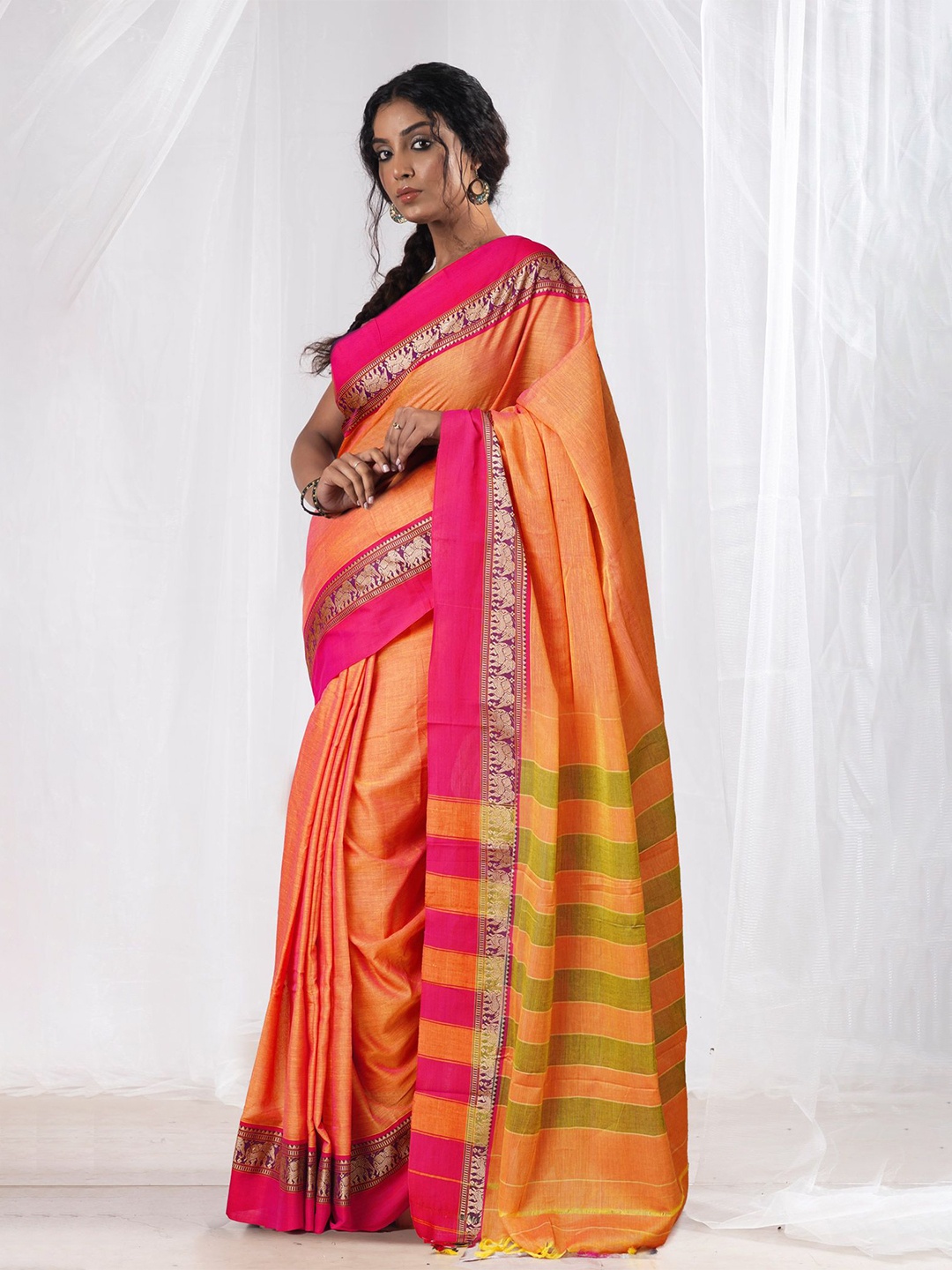 

Unnati Silks Zari Pure Cotton Handloom Narayan Peth Saree, Yellow