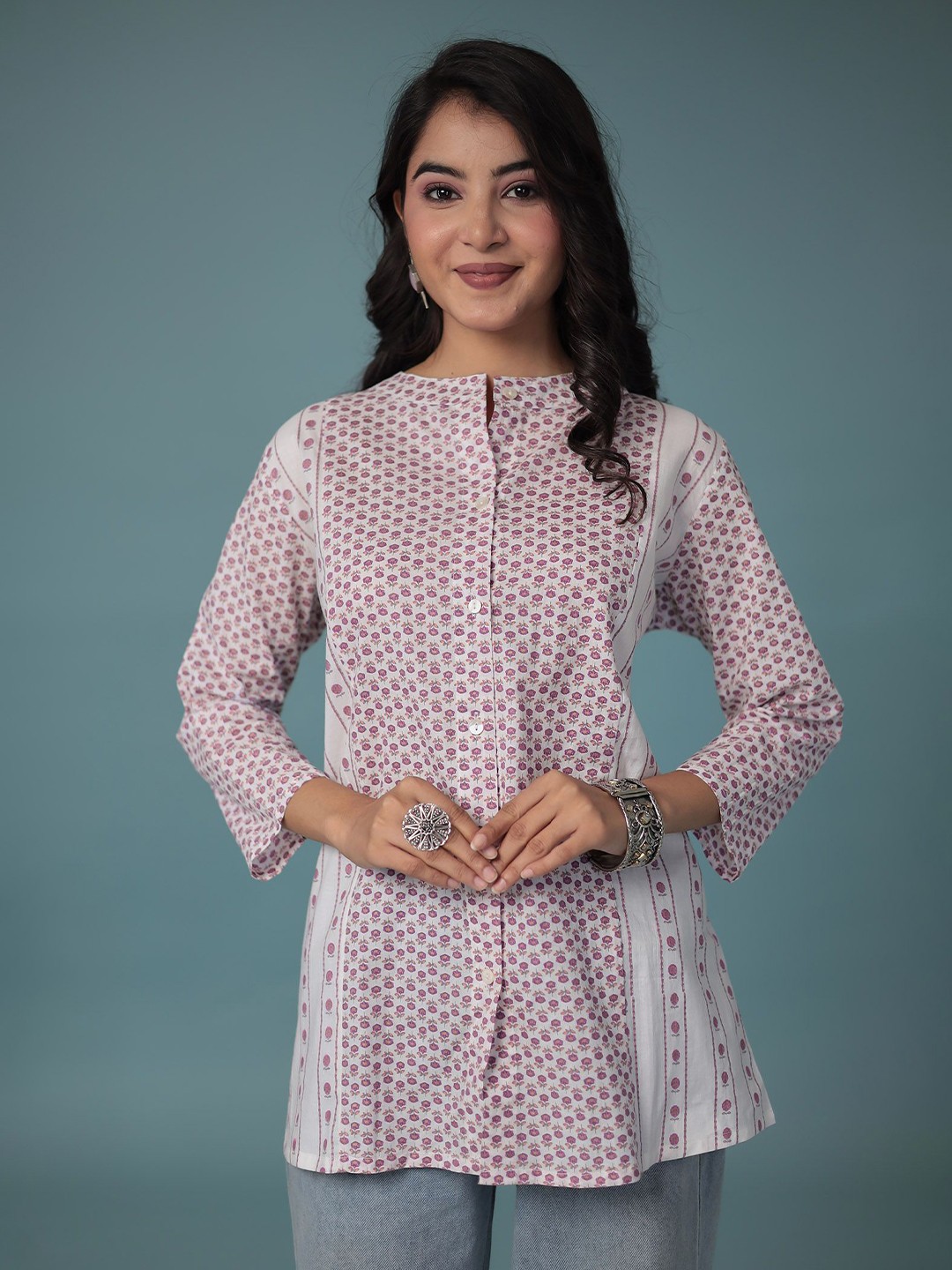 

ZARI Mandarin Collar Printed Tunic, White