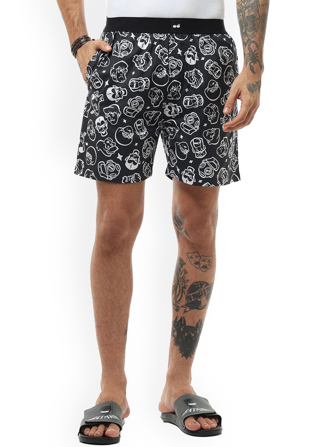 

Bewakoof Men All Over Printed Boxer, Black