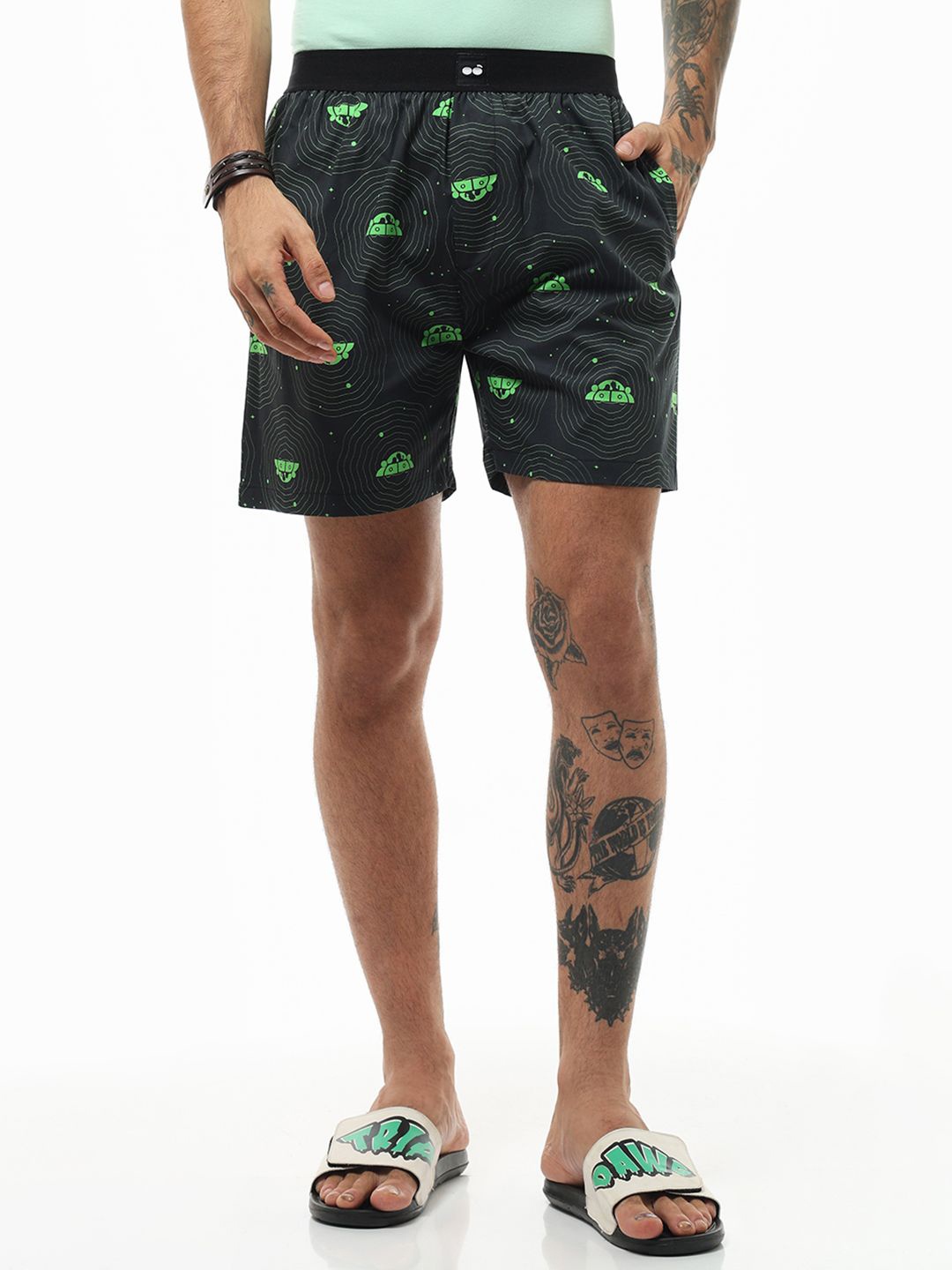 Bewakoof Men Printed Pure Cotton Shorts, Black