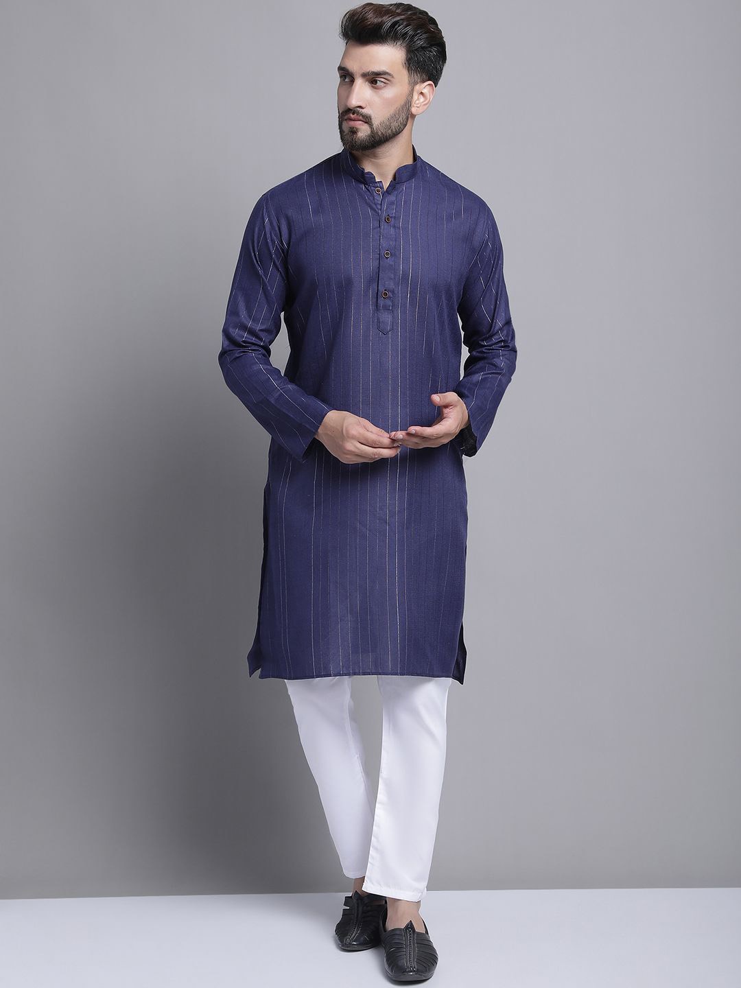

Armaan Ethnic Men Striped Regular Kurta with Pyjamas, Navy blue