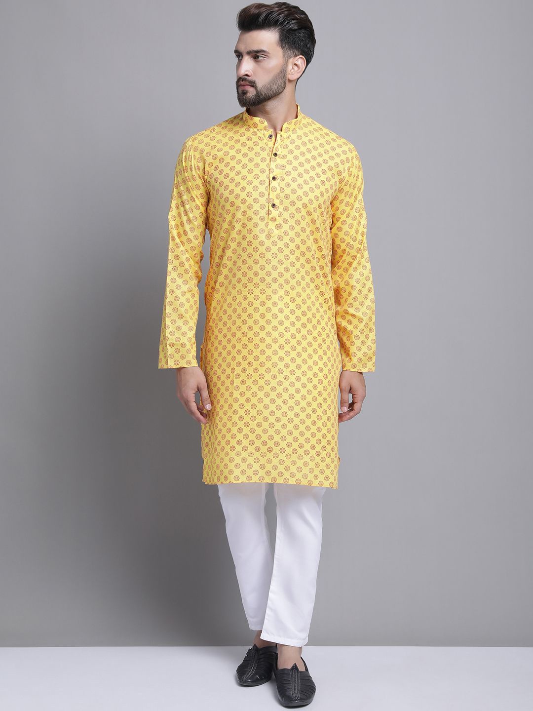 

Armaan Ethnic Men Floral Printed Regular Kurta with Pyjamas, Yellow