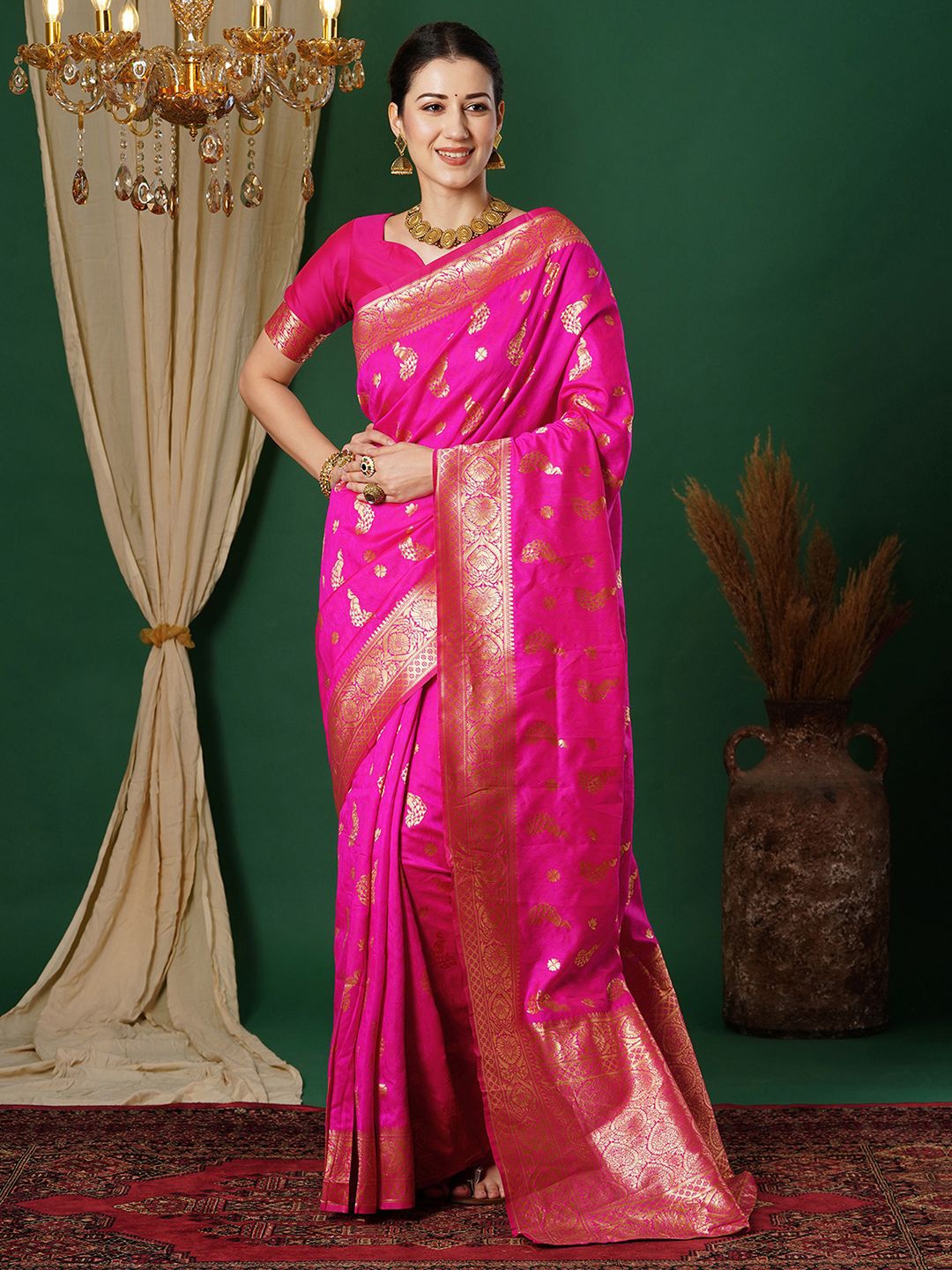 

KALINI Woven Design Zari Banarasi Saree, Magenta