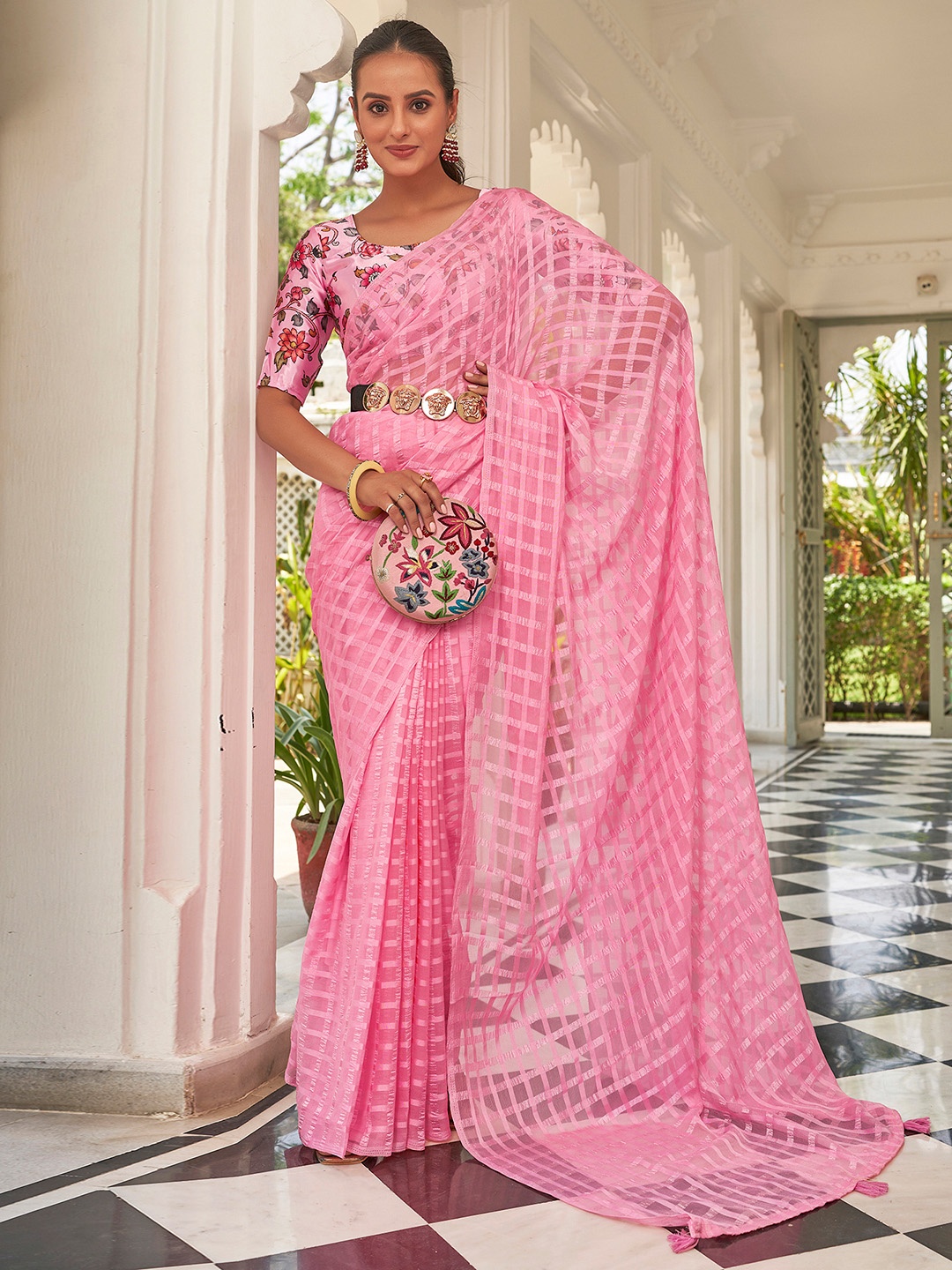 

KALINI Checked Pure Chiffon Saree, Pink