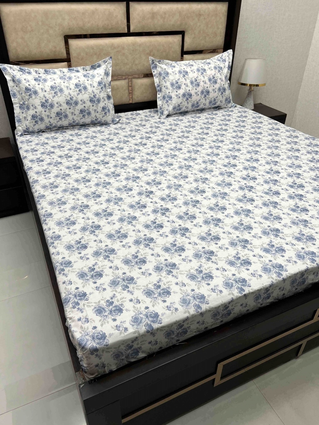

Pure Decor White & Blue Floral 350 TC King Bedsheet with 2 Pillow Covers