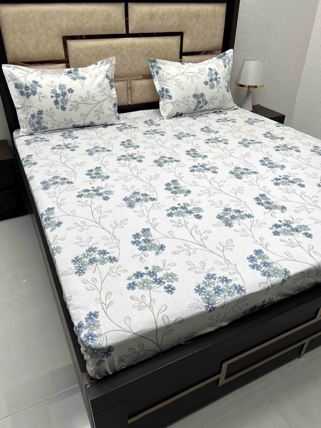 Pure Decor White & Grey Floral 350 TC King Bedsheet with 2 Pillow Covers