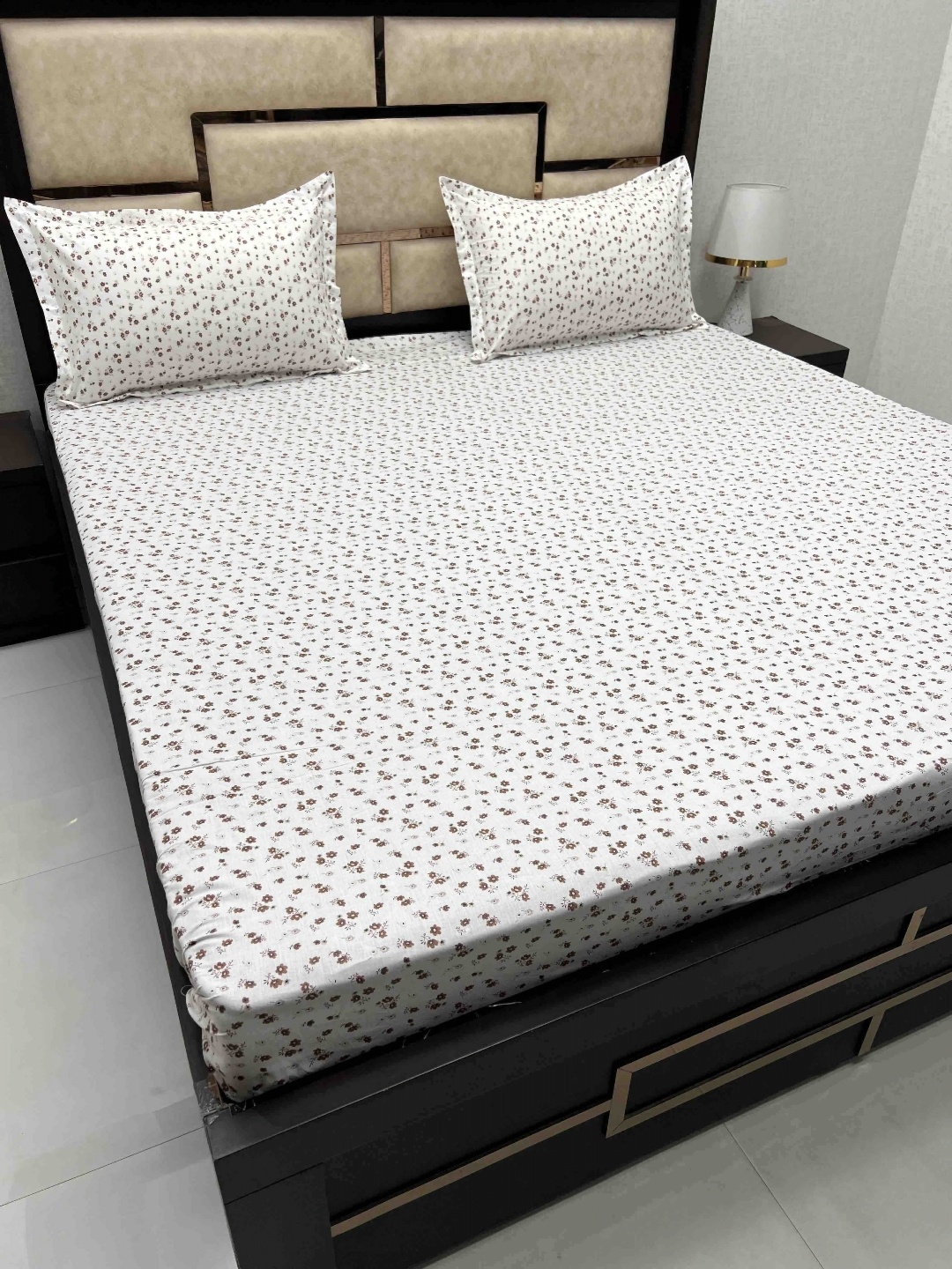 

Pure Decor White & Brown Floral 350 TC King Bedsheet with 2 Pillow Covers