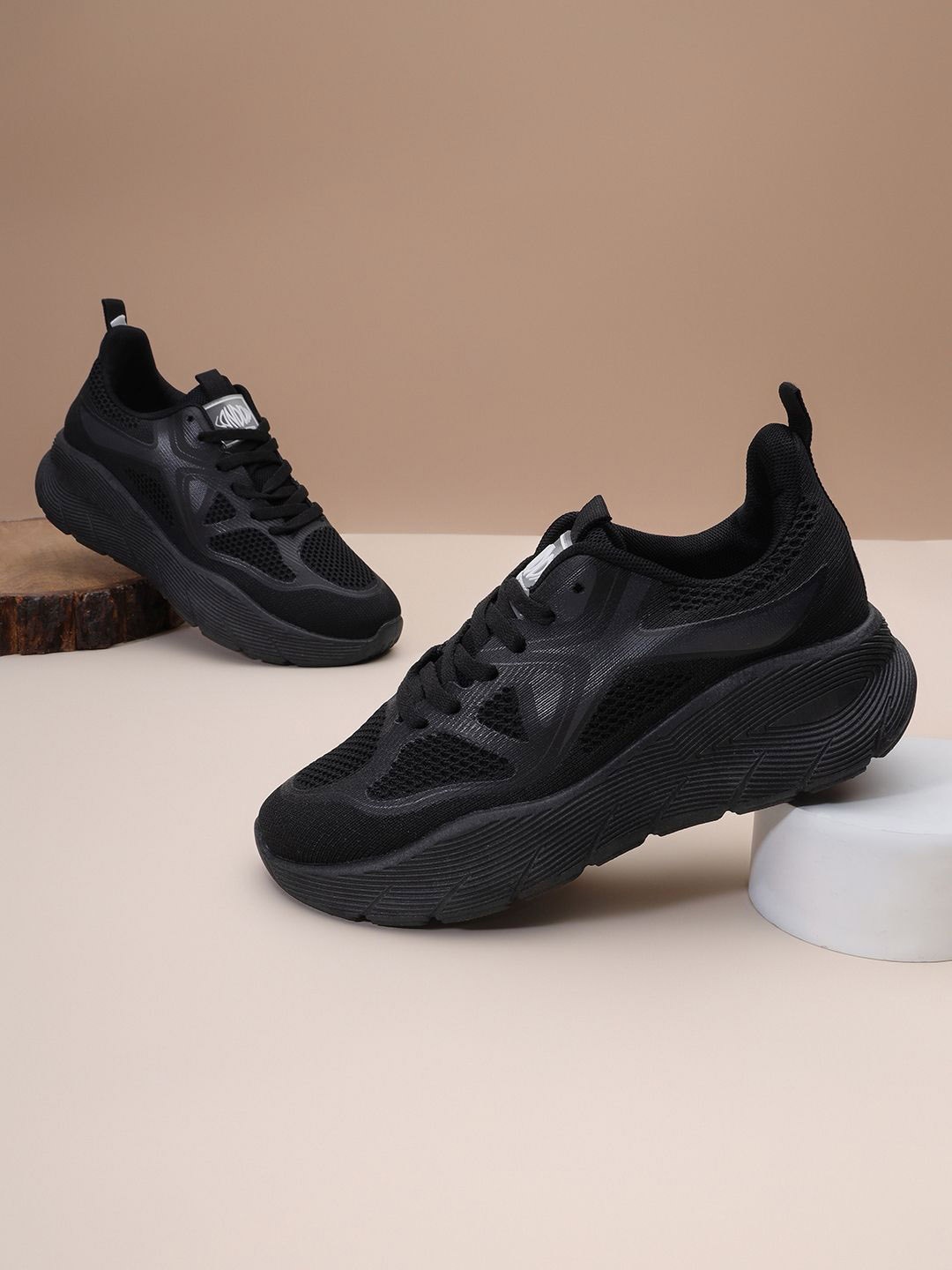 Truffle Collection Women Sneakers, Black