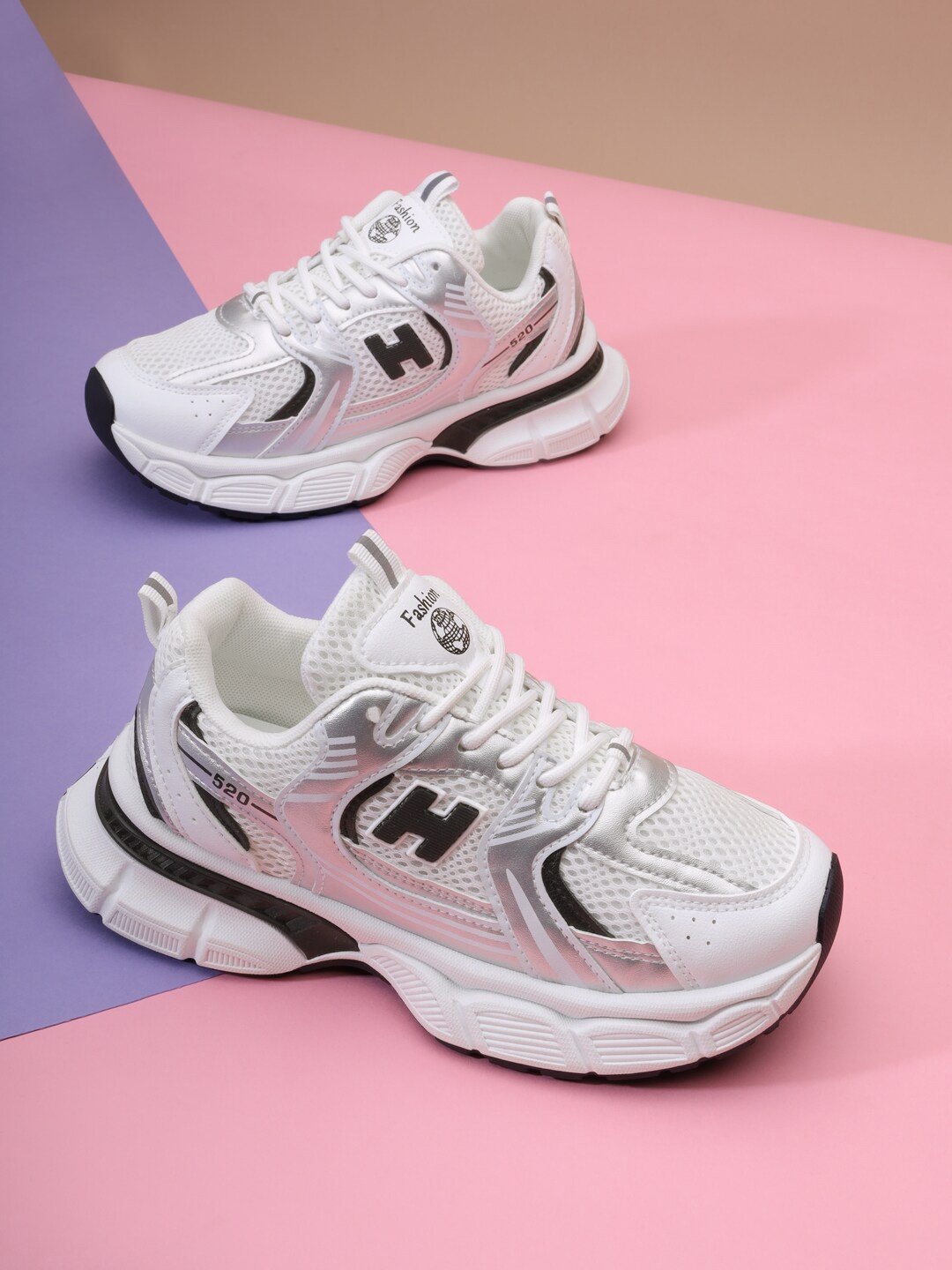 

Truffle Collection Women Colourblocked Slip-On Sneakers, White