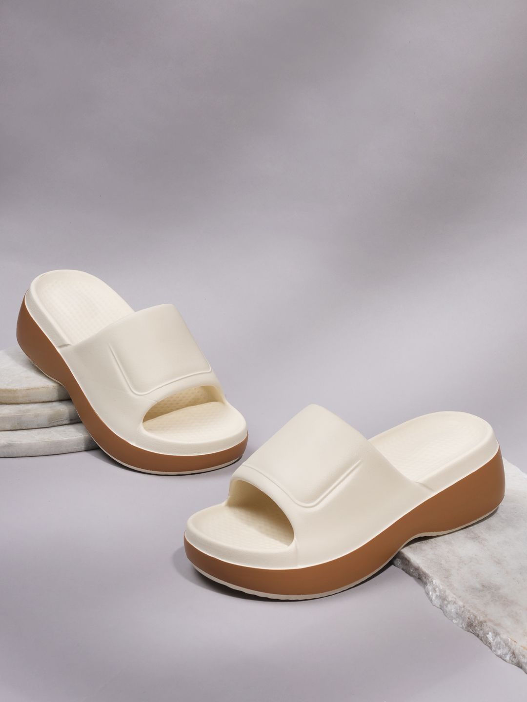 

Truffle Collection Textured Flatform Sandals, Cream