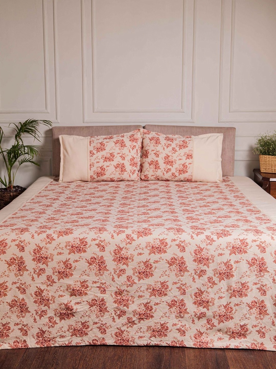 

Amora Printed Double King Bed Cover With 2 Pillow Covers, Beige