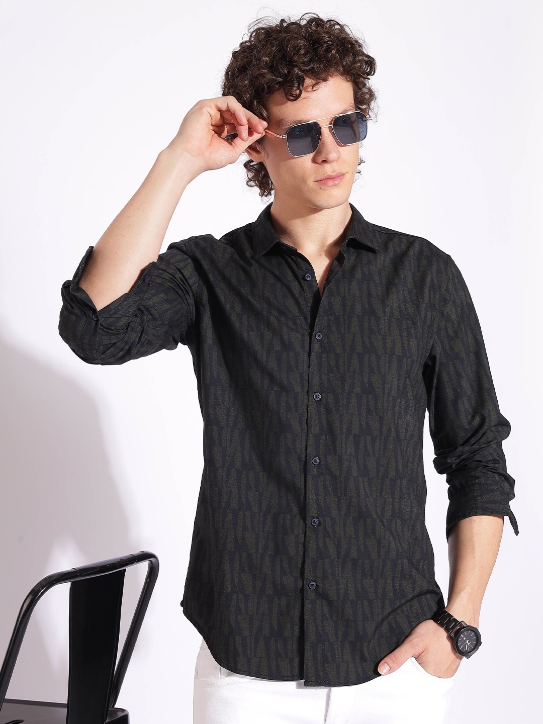 

HERE&NOW Men Slim Fit Opaque Printed Casual Shirt, Multi