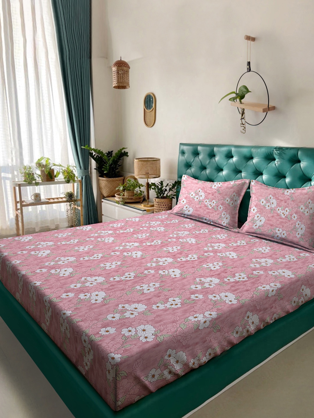 

KLOTTHE Pink Printed Pure Cotton 400 TC Fitted Double King Bedsheet With 2 Pillow Covers