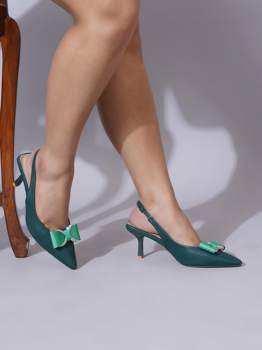 

Sherrif Shoes Textured PU Party Block Pumps with Buckles, Green