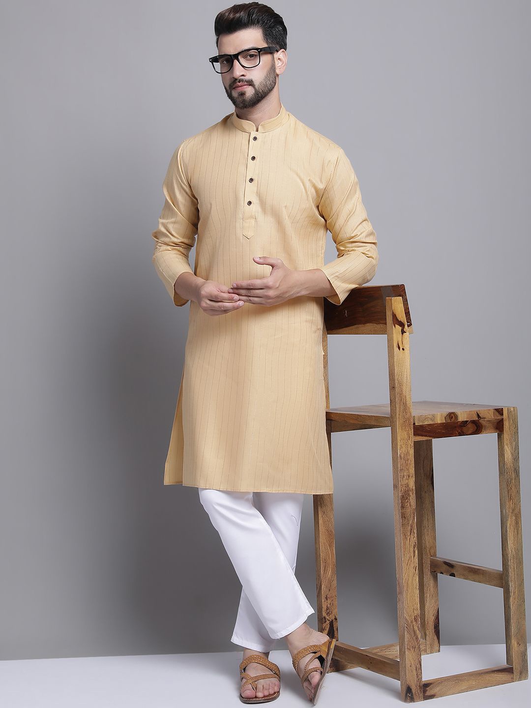 

Armaan Ethnic Men Embroidered Thread Work Kurta, Beige
