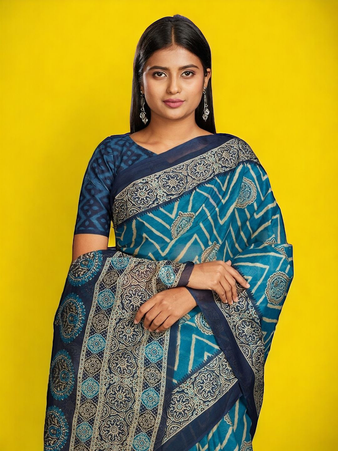 

Jevi Prints Ethnic Motifs Pure Cotton Block Print Saree, Turquoise blue