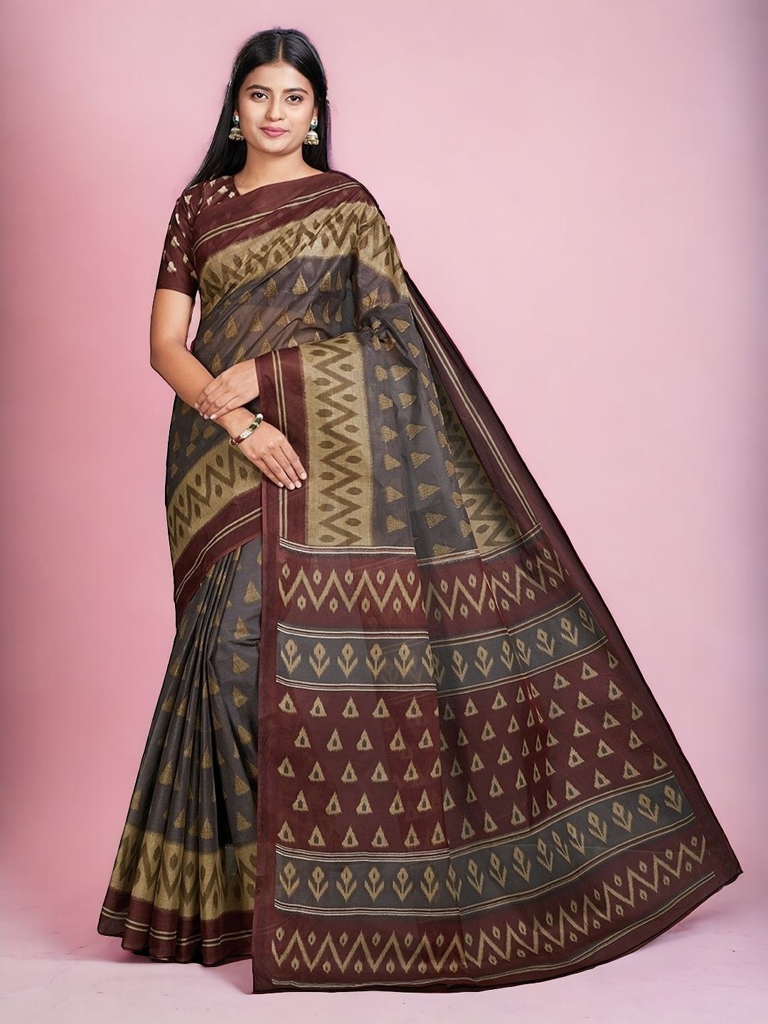 

Jevi Prints Ethnic Motifs Pure Cotton Block Print Saree, Grey