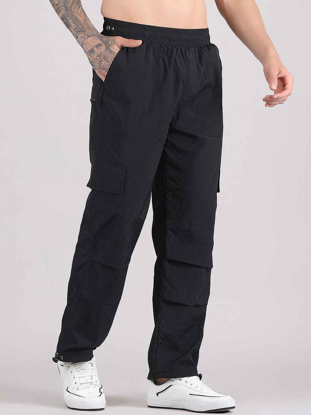 

Raxedo Men Relaxed Fit Baggy Parachute Track Pant, Black