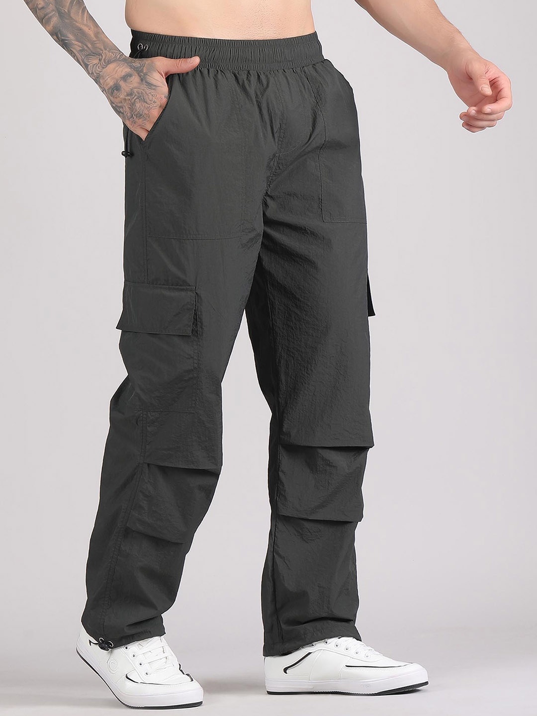 

Raxedo Men Relaxed Fit Baggy Parachute Track Pant, Olive